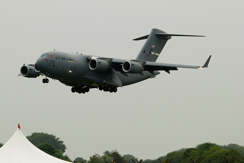 040_Fairford RIAT_Boeing C-17A Globemaster  III.jpg